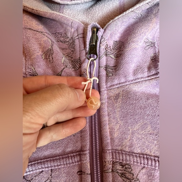 Lululemon Scuba 💜🌸 - Picture 3 of 7